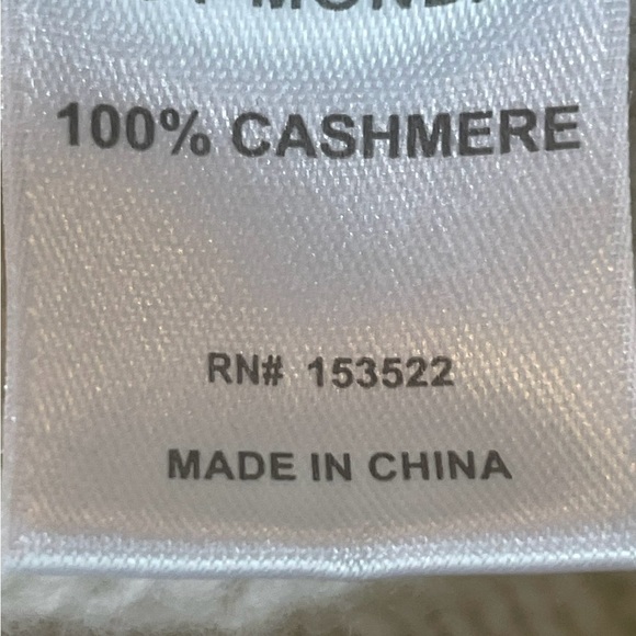 Not Monday sweater cashmere sz XS cream Classic Crewneck 100% cashmere - Picture 5 of 9